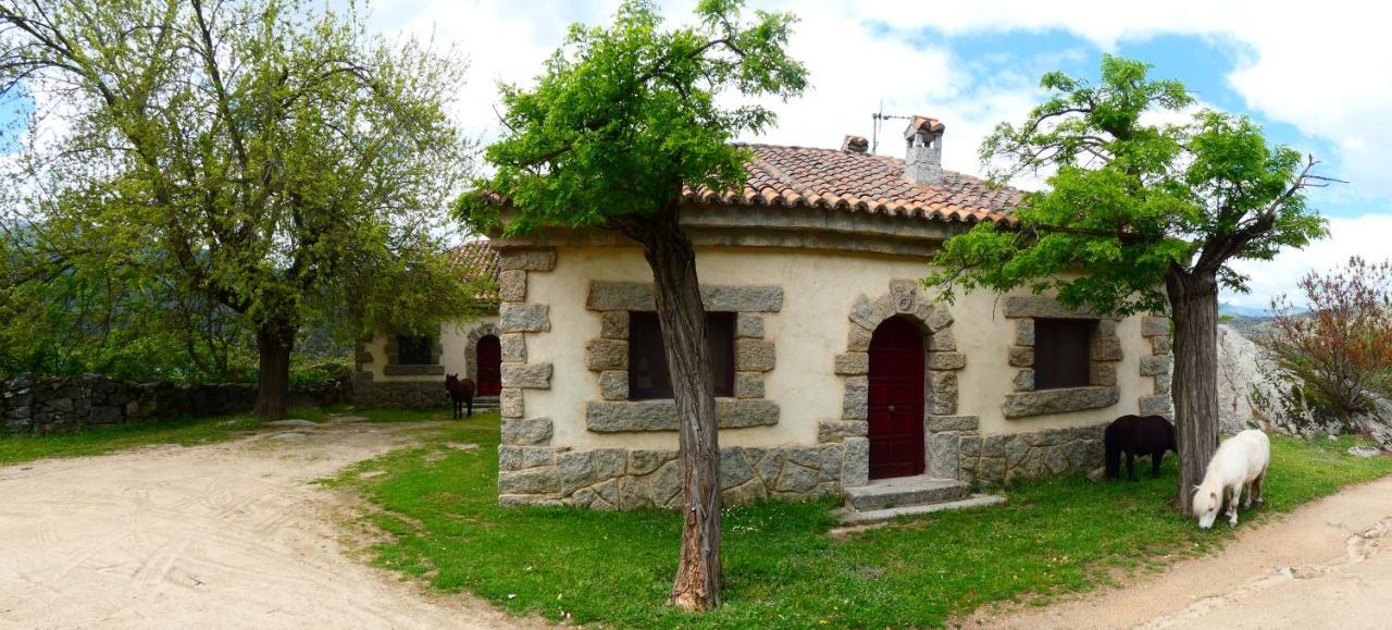Las Cruceras Nucleo De Turismo Rural Valle De Iruelas المظهر الخارجي الصورة