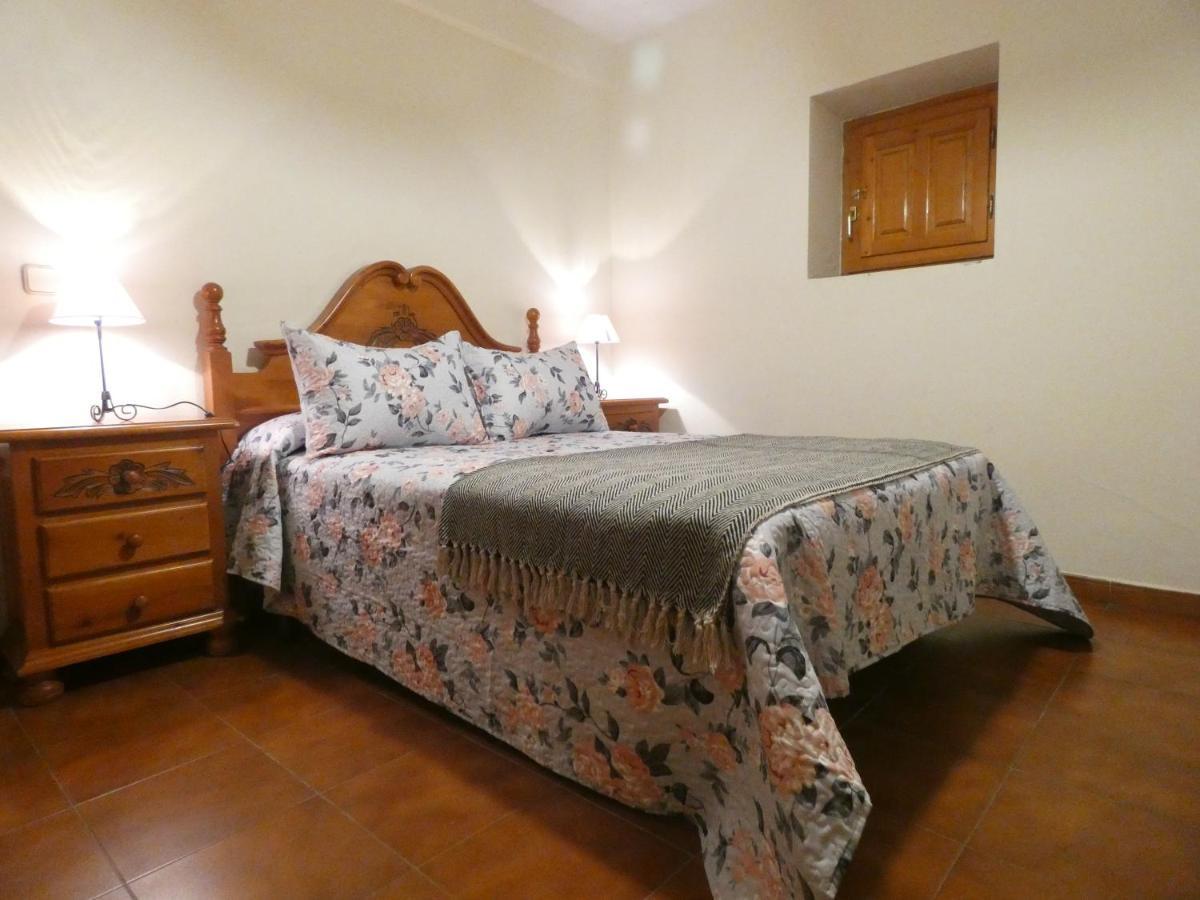 Las Cruceras Nucleo De Turismo Rural Valle De Iruelas المظهر الخارجي الصورة