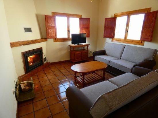 Las Cruceras Nucleo De Turismo Rural Valle De Iruelas المظهر الخارجي الصورة